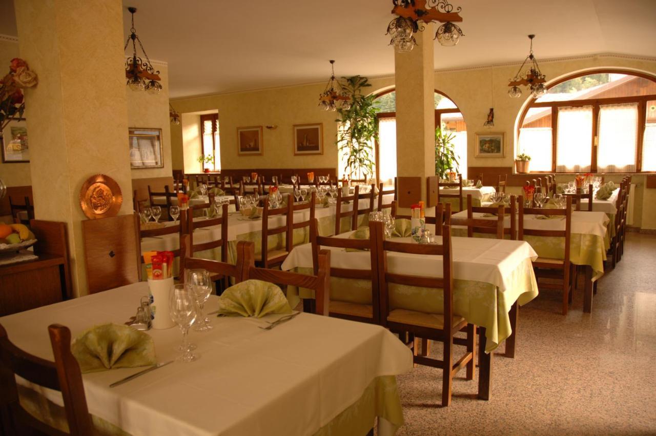 Albergo Ristorante Sole Mezzoldo Zewnętrze zdjęcie